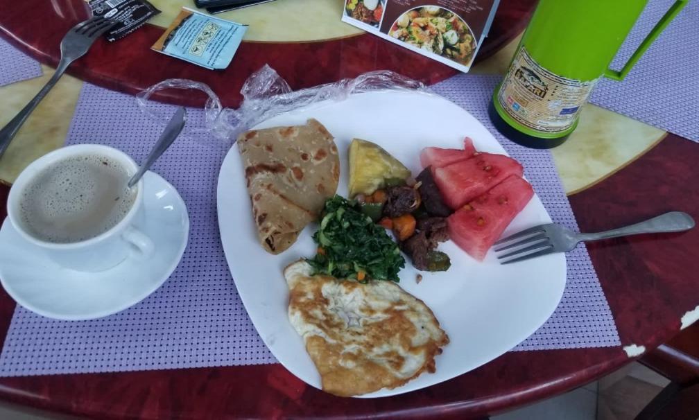 BL Airport Hotel Dar es Salaam Eksteriør billede