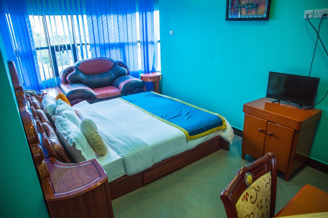 BL Airport Hotel Dar es Salaam Eksteriør billede